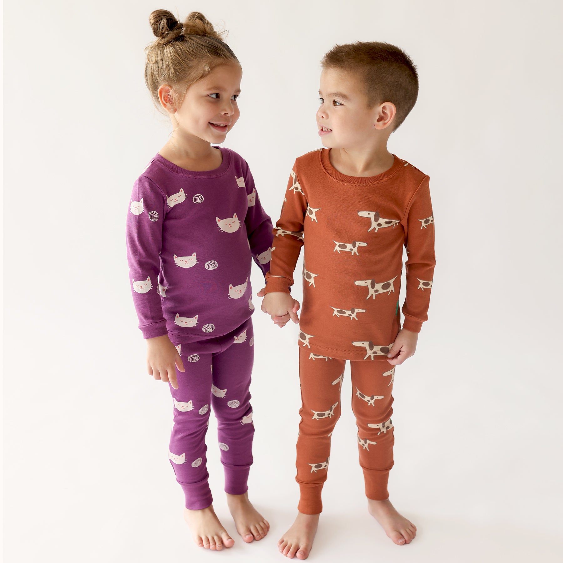FW24_IG_PAJAMAS_catsanddogs.jpg